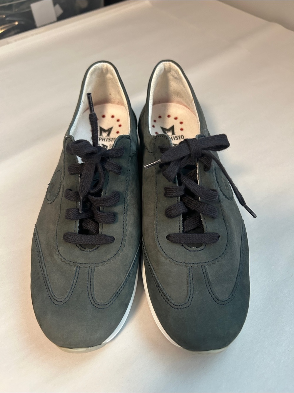 Mephisto Yael Leather Sneaker - Picture 8 of 10